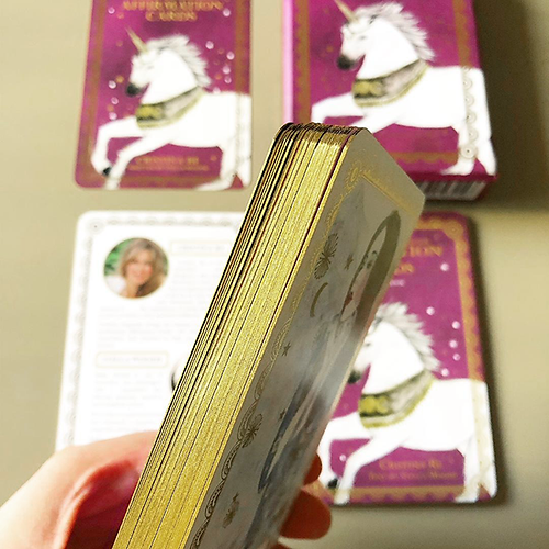 REVIEW: Magic & Manifestation Affirmation Oracle
