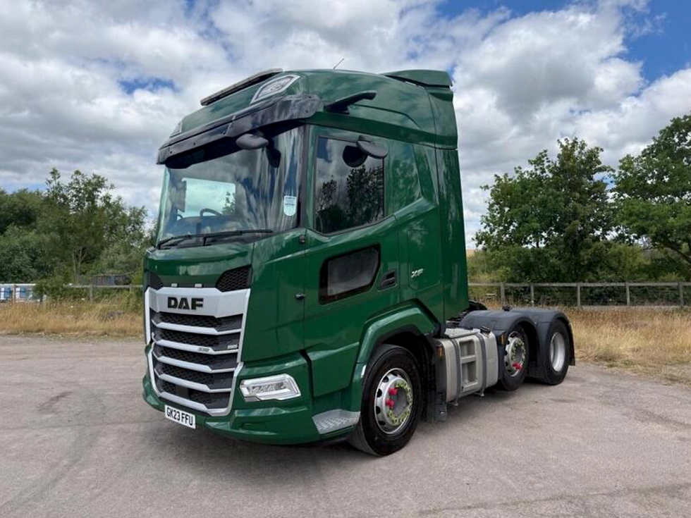 OJL Transport Artic Lorry for Haulage and Logistics