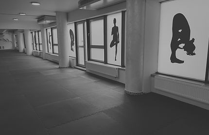 studio jógy Hotyoga42, treninky pro muže, hiit, jin jóga, hatha jóga