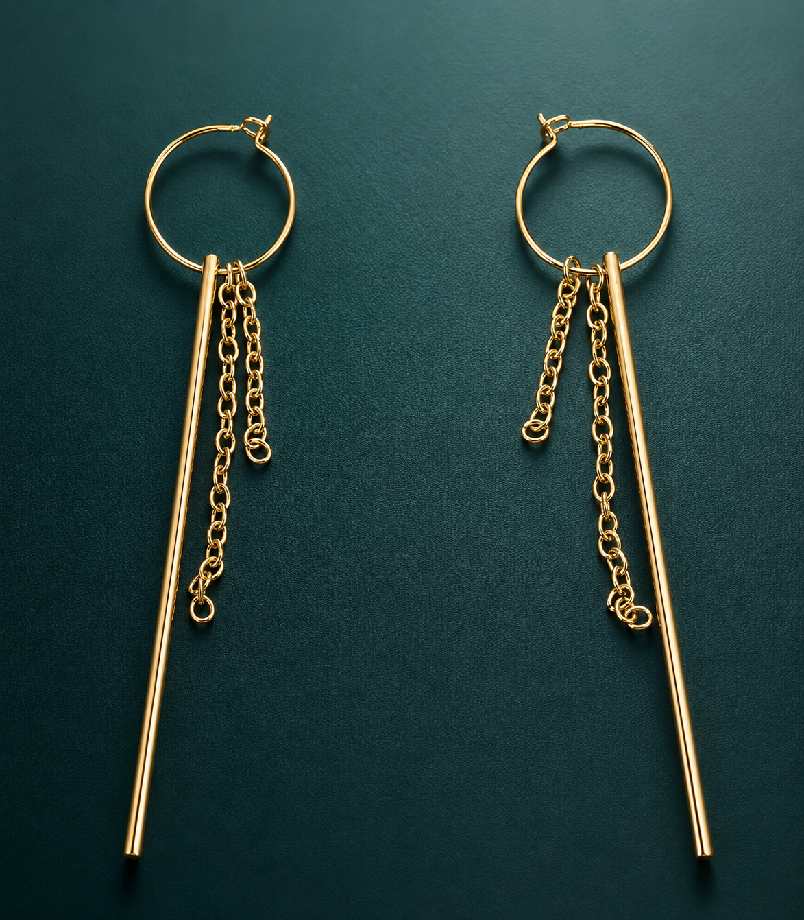 עגילים ארוכים מנירוסטה בציפוי זהב E 1401 Long Gold-Plated Earrings