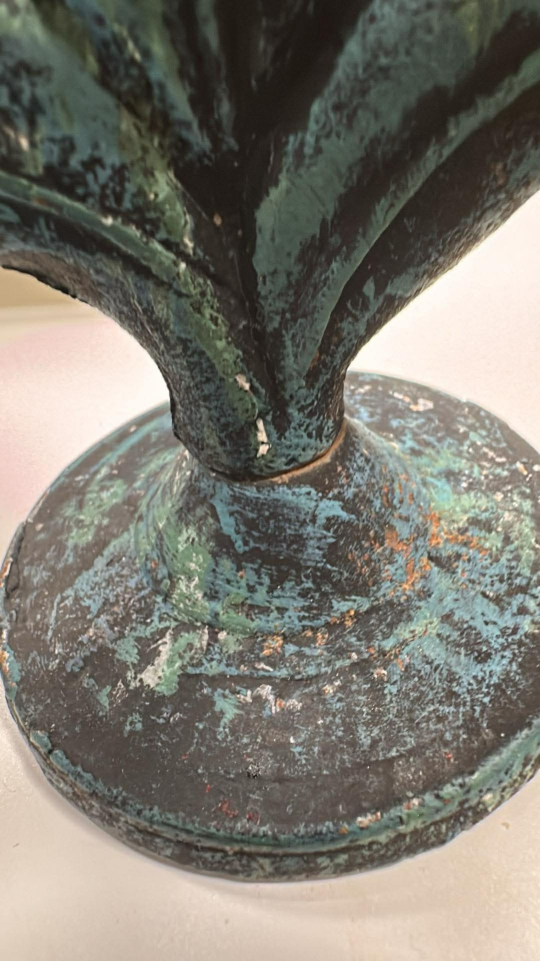 „Zöld Patina” – vintage hangulatú fém gyertyatartó