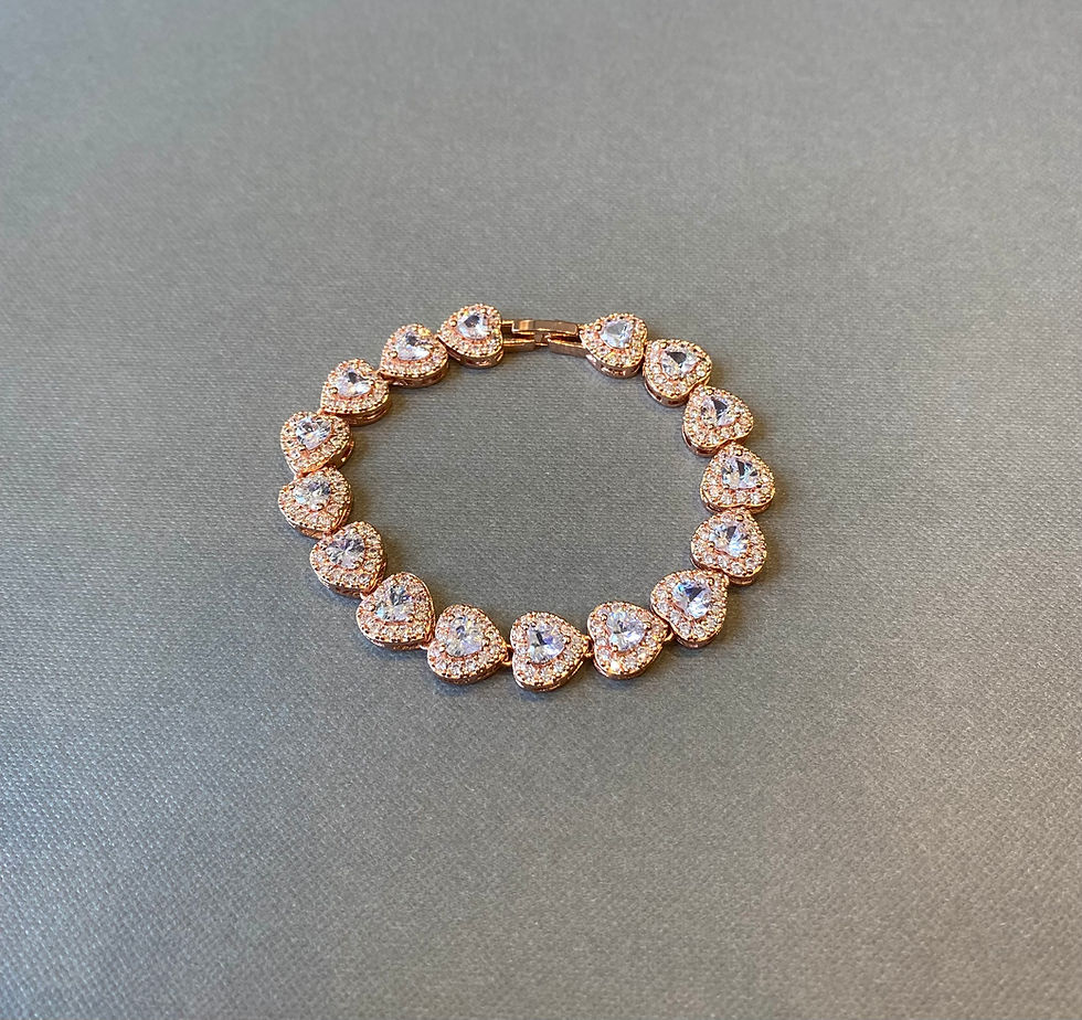Thumbnail: Heart- shaped Tennis Bracelet