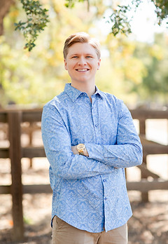 Caleb - vertical2 edit.jpg