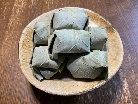 朴の葉寿司(ほうのはすし)