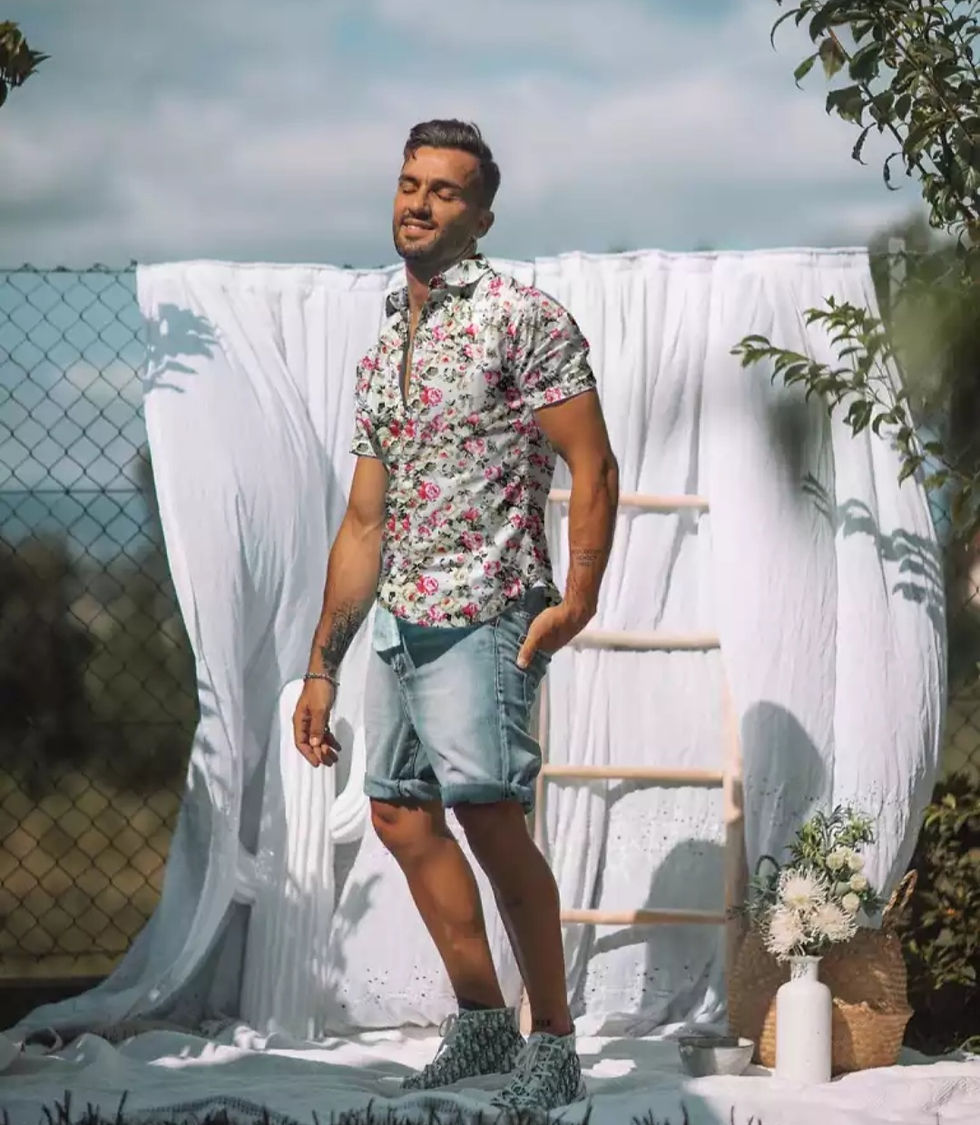 Thumbnail: Men's Kyle Boho  Print Shirts 