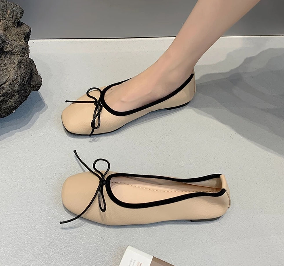 Thumbnail: Woman's Caroline Flat Shoe 