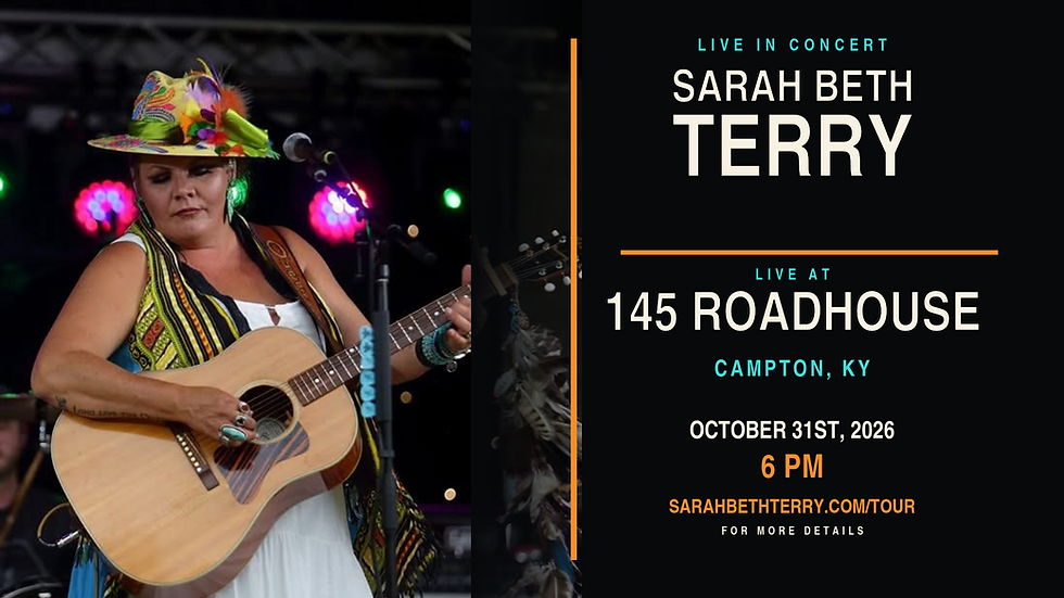 Sarah Beth Terry si esibisce dal vivo al 145 Roadhouse di Campton, Kentucky.