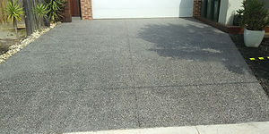 driveway sealing.jpeg