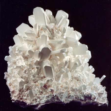 Unearthing the Wonders of Borax: A Century-Old Guide to a Miracle Mineral