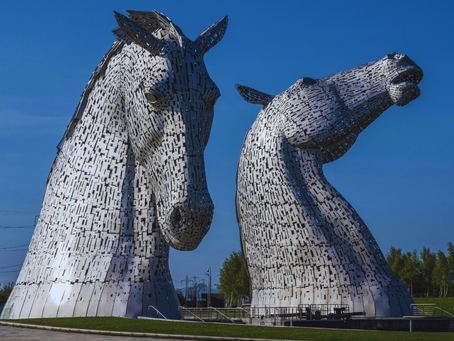 Falkirk Kelpies - 2 individual giant steel horse sculptures