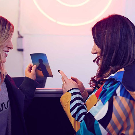 Flashmat-Silhouette-Photo-Booth-HER-Launch-Party-Booth-2.jpg