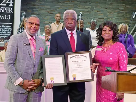 Sheriff Ezell Brown receives Outstanding Georgia Citizen Award