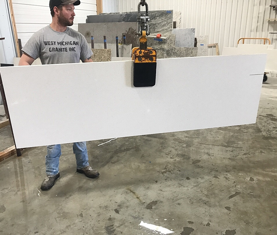 83x26.5 Silestone bianco maple_1.jpeg