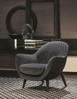 room-with-desk-chair-with-stuffed-animal-it.jpg