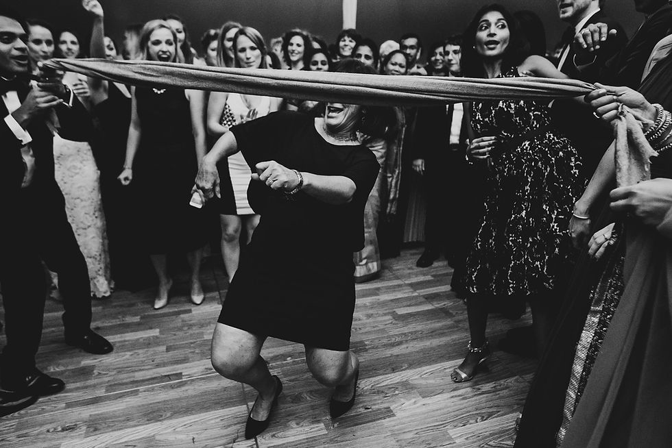 Oatlands Historic House and Gardens Documentary Wedding — photograph 40