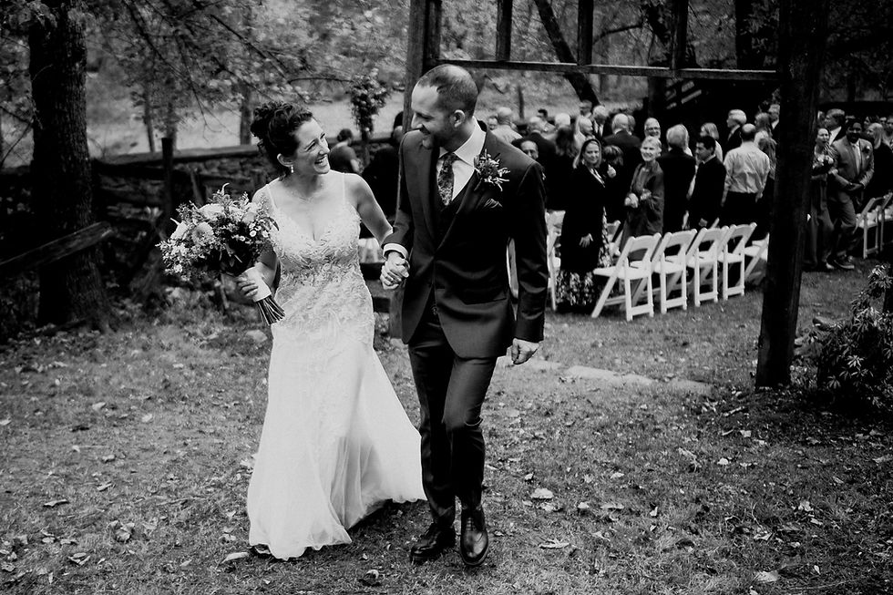 Explore Winding Creek Farm & Wedding Barn — photograph 1