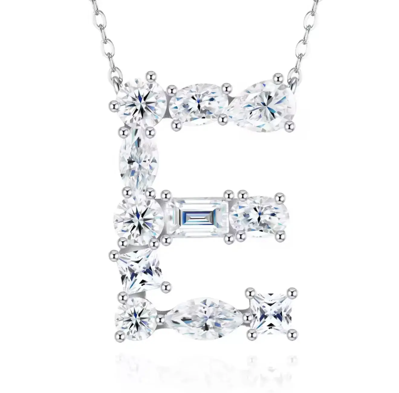 Collier Lettre en Moissanite