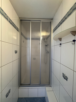 Dusche OG