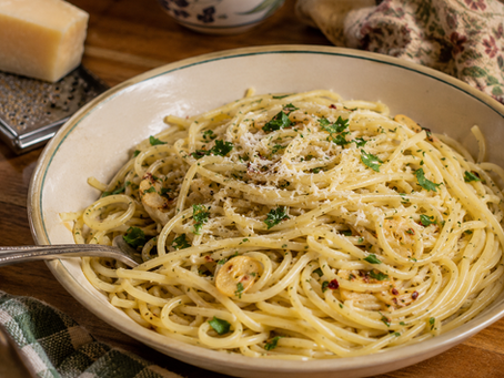 Delicious Olive Oil and Garlic Pasta Recipe for a Quick Dinner