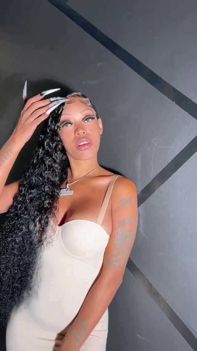 Thumbnail: Malaysian Natural Wave 13x6 HD Frontal Wig 250% Density