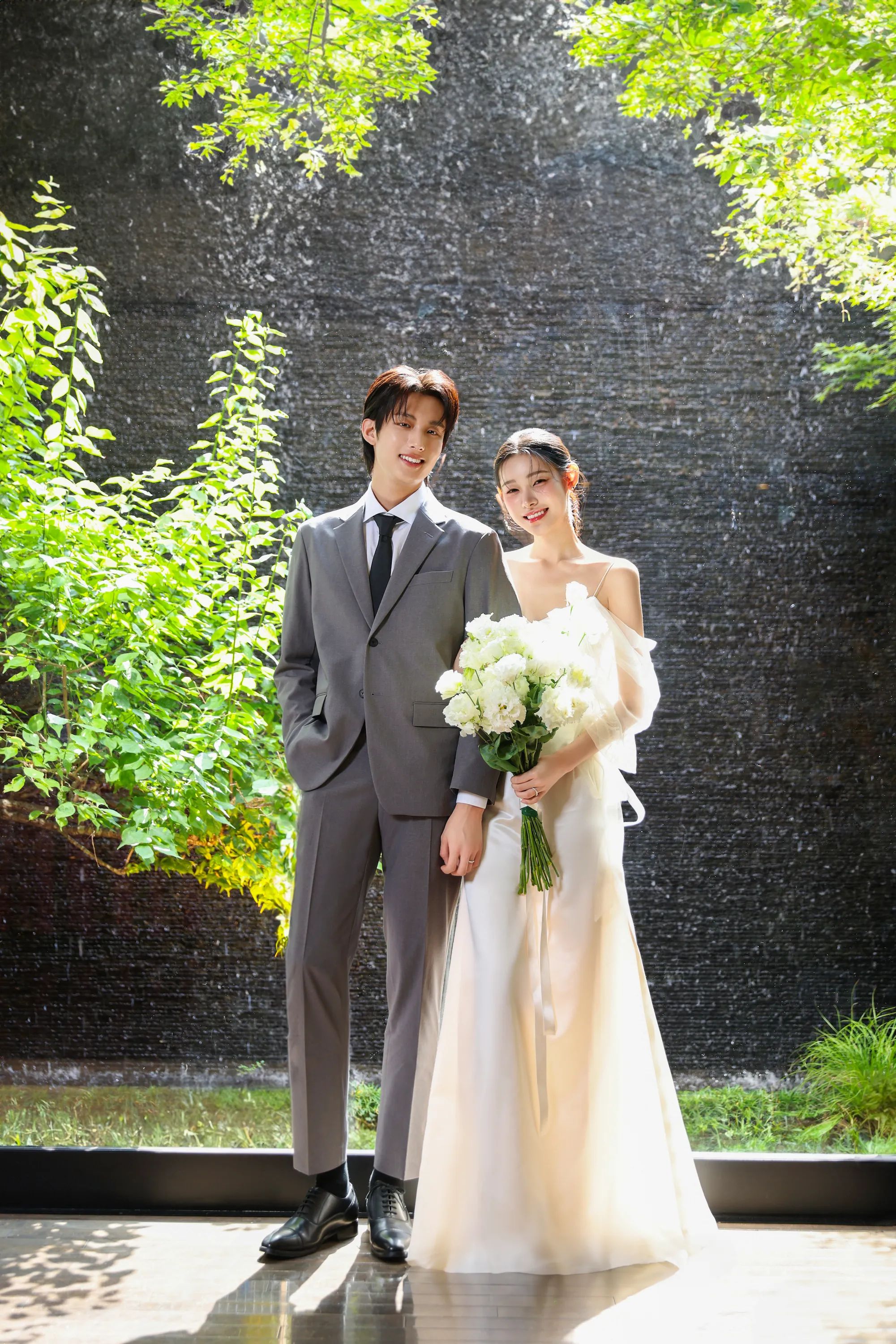 KMW_1025 re1.jpg