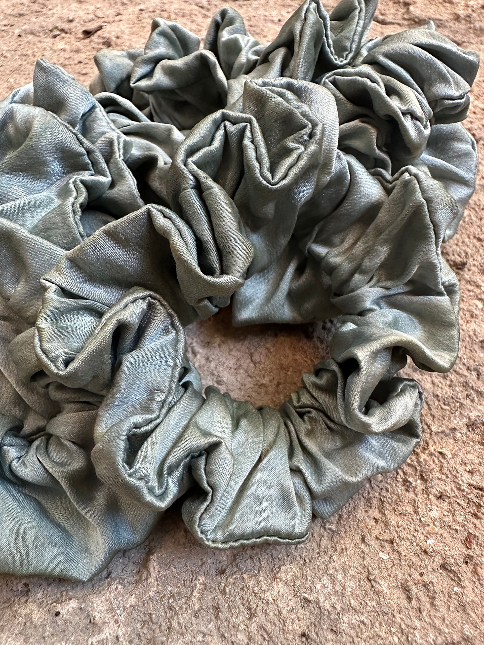 Miniatura: Scrunchie de Seda -JALA-