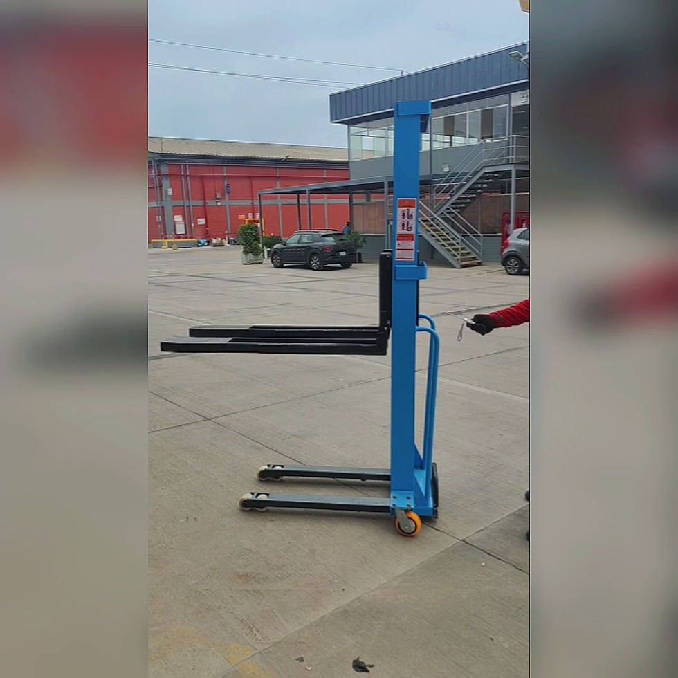 Miniatura: Apilador Autocargable Semieléctrico 1T 1.6m