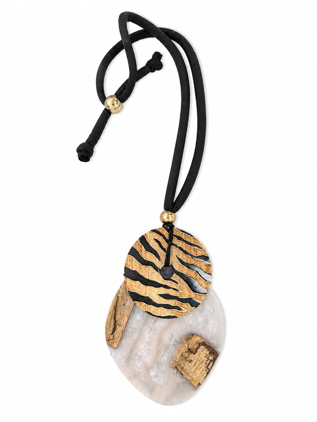 collar largo