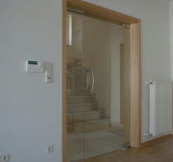 Cloisons et portes en verre