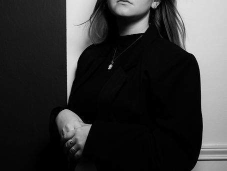 Un portrait solo en studio