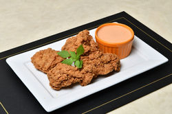 1. [Meia Porção] Fried Chicken