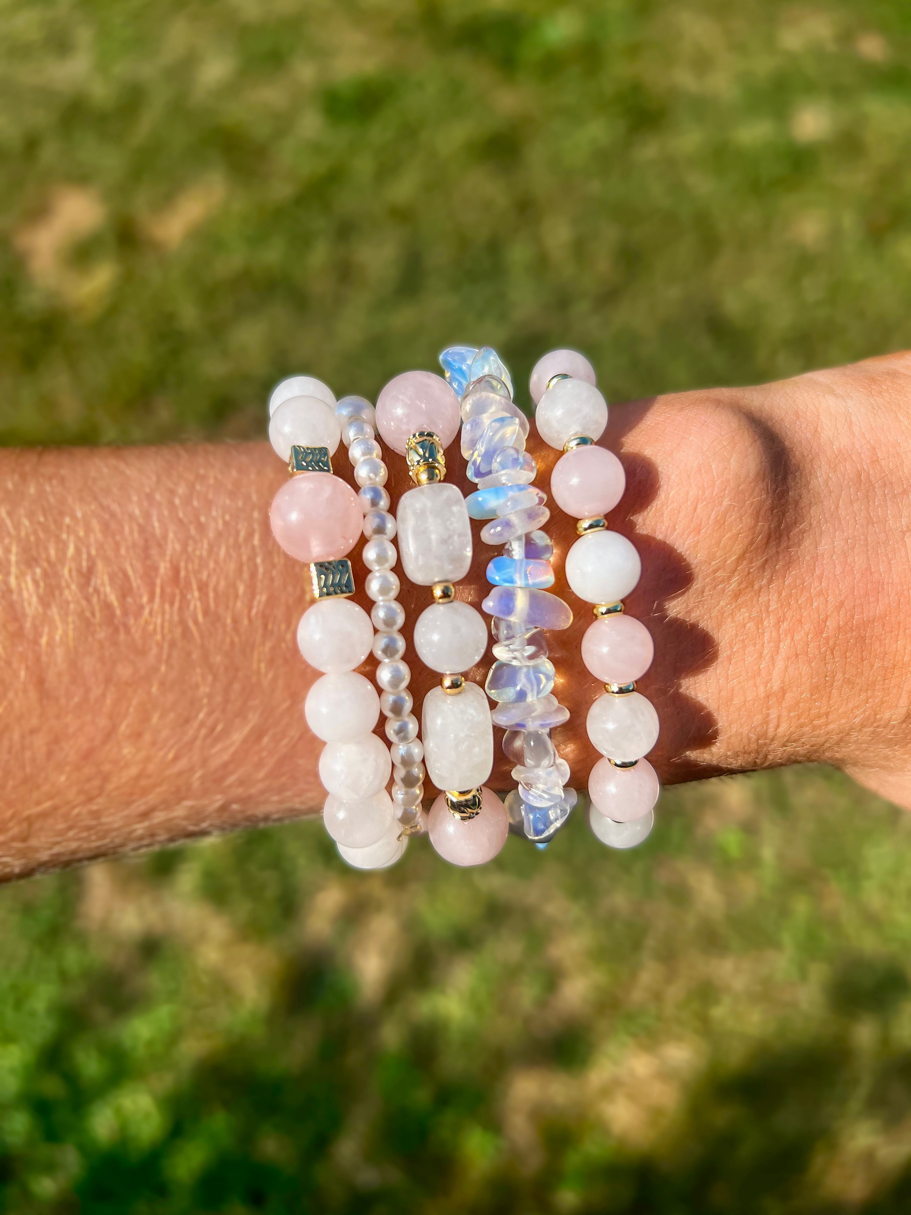 iridescent bracelet set