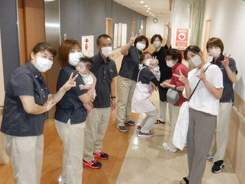 育休中の職員が来園しました