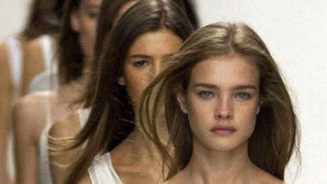 Você sabia que usar imagens de modelos e influenciadores sem autorização pode gerar problemas legais?