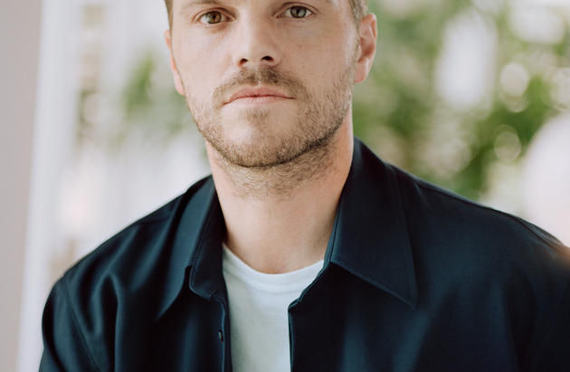 Matthieu Blazy é anunciado como novo diretor criativo da Chanel: O impacto jurídico nas marcas de moda ao trocar a direção