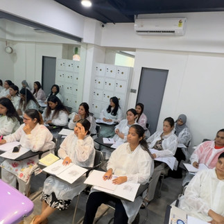 Clinical Cosmetology School in Mumbai
