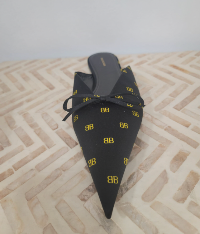 Thumbnail: BALENCIAGA