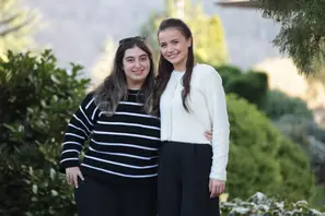YAĞMUR YÜKSEL“KAN ÇİÇEKLERİ DİZİSİNİ OKURKEN DİLAN’IN BANA ÇOK BENZEDİĞİNİ GÖRDÜM”