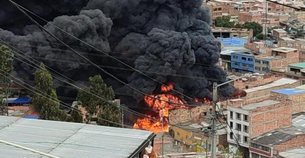 Grave incendio en Bogotá cerca al Hospital de Meissen: pacientes fueron trasladados