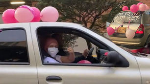 En video: Guerrera le ganó la batalla al cáncer y lo celebró con original caravana