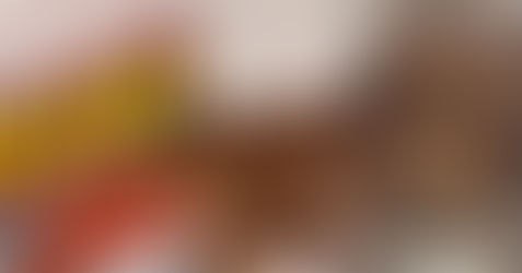 En video: Joven se iba a comer chocolatina Jumbo, pero le salieron gusanos