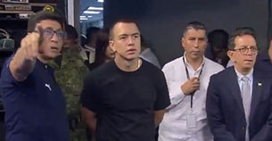 Así fue la visita del presidente de Ecuador al canal de televisión que sufrió atentado criminal