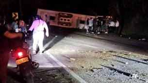 Bus se volcó en Santander: hay 18 heridos y 1 persona fallecida