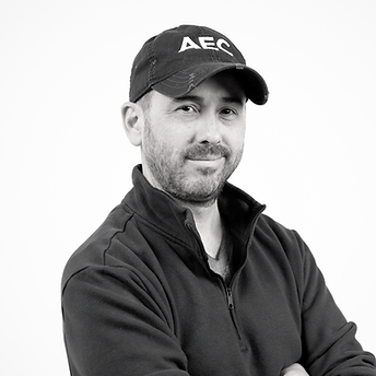 josh_lipkin_headshot_05.png