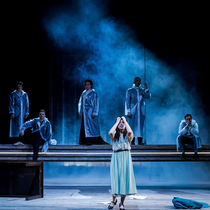 240207-Theater-Katja-HP2-359.jpg