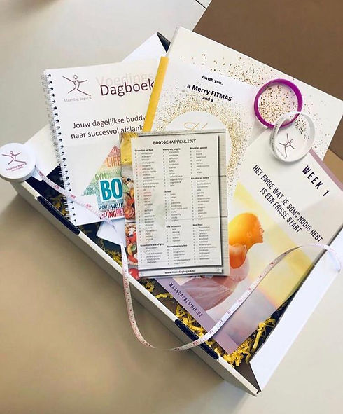 de happy new you box met inhoud.jpeg