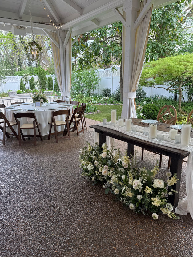 Nashville Wedding and Event Floral Design, Flowerbarn Nashville, Wedding Flowers, Florist,  Nashville Florist, Greenbrier Florist, bridal bouquet, nashville florist, greenbrier florist, flowerbarn nashville, wedding flowers, florist,  nashville florist, greenbrier florist