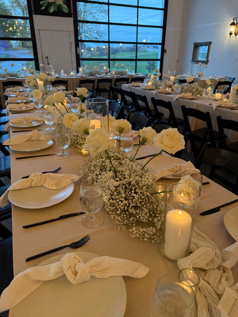 Nashville Wedding and Event Floral Design, Flowerbarn Nashville, Wedding Flowers, Florist,  Nashville Florist, Greenbrier Florist, bridal bouquet, nashville florist, greenbrier florist, flowerbarn nashville, wedding flowers, florist,  nashville florist, greenbrier florist