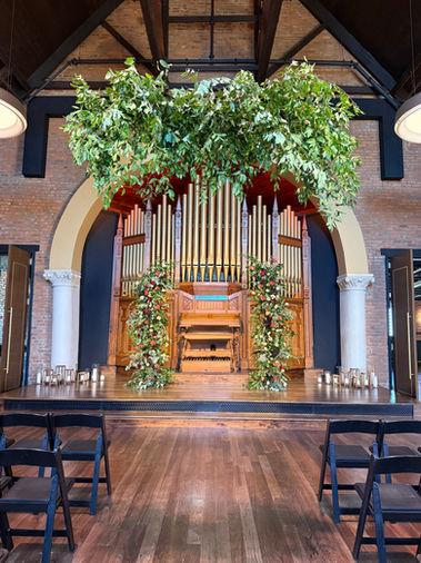 Nashville Wedding and Event Floral Design, Flowerbarn Nashville, Wedding Flowers, Florist,  Nashville Florist, Greenbrier Florist, bridal bouquet, nashville florist, greenbrier florist, flowerbarn nashville, wedding flowers, florist,  nashville florist, greenbrier florist
