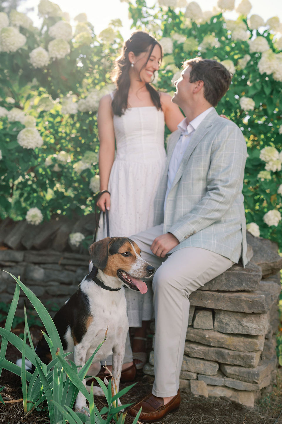 Elegant Kentucky engagement photos with classic styling